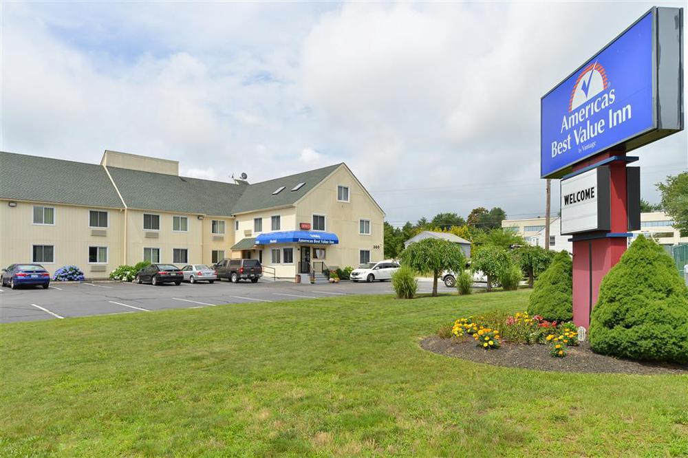 Americas Best Value Inn New London Mystic Exterior photo