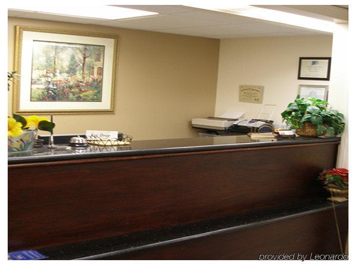 Americas Best Value Inn New London Mystic Exterior photo