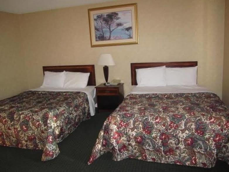 Americas Best Value Inn New London Mystic Exterior photo